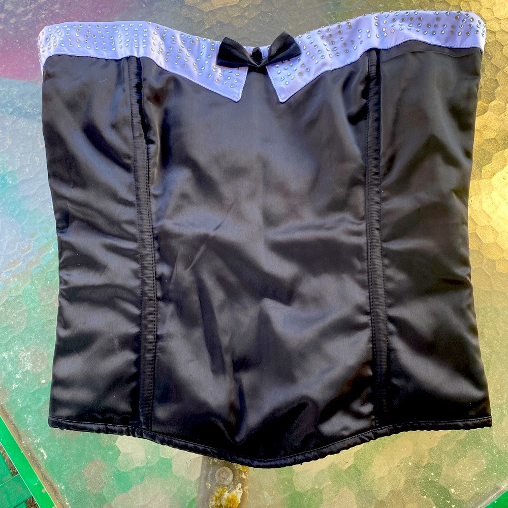Daisy Corset NWT Tuxedo Bow Tie Corset Size 5X